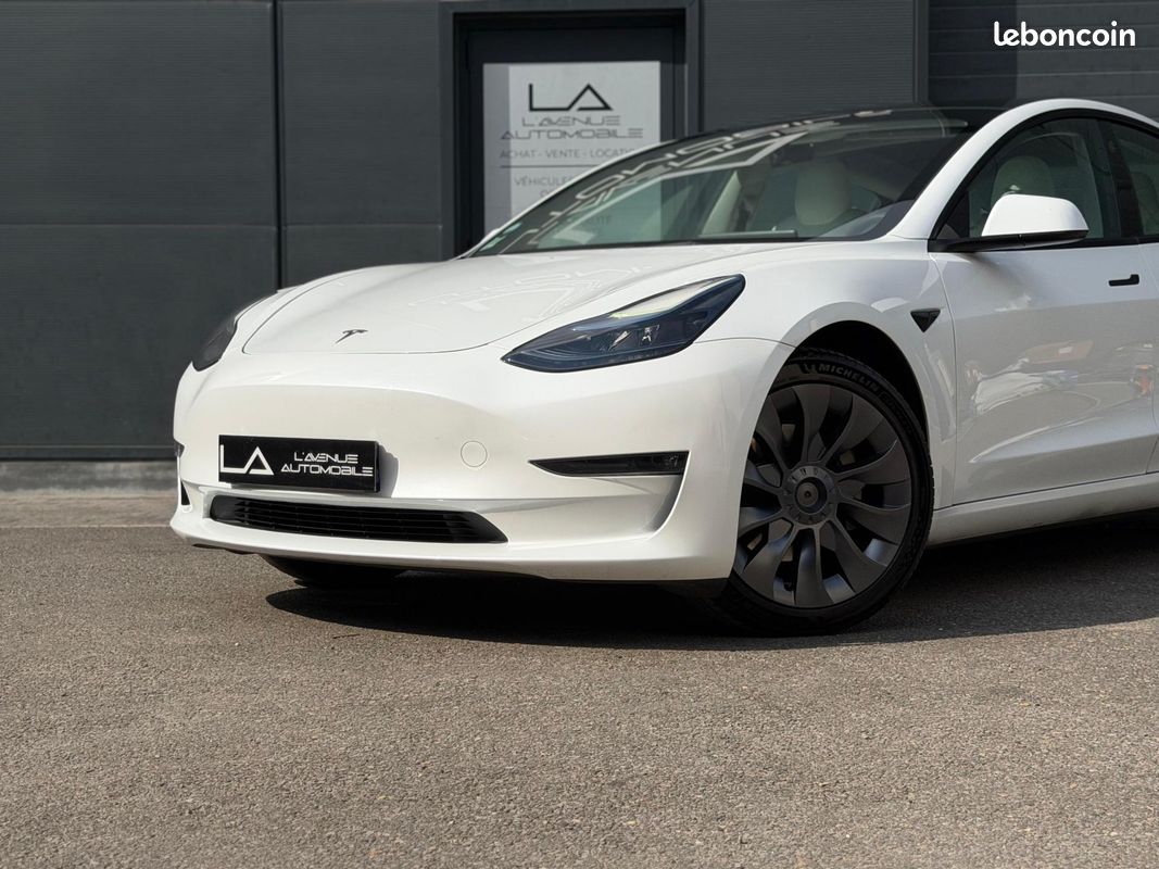 TESLA MODEL 3 Long Range Dual Motor 11/2022 AWD SOH 91,6% (image 4)