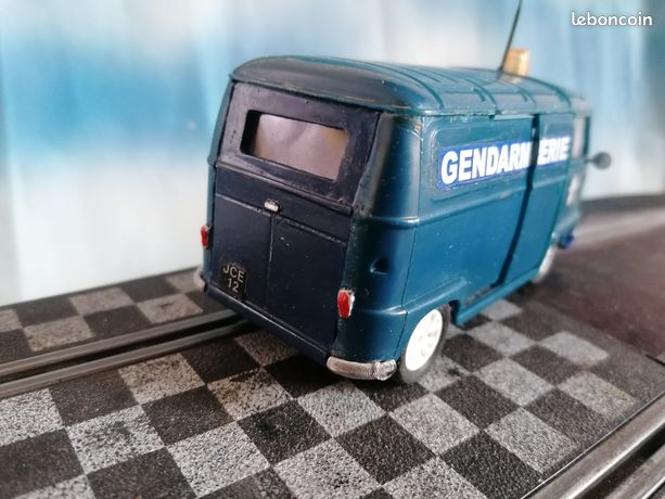 SCALEXTRIC 1/32 ème STARTER SUR SON ESTRADE BON ÉTAT ANNÉES 60 NON