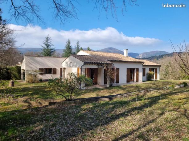 Villa 4 pièces 130 m²
