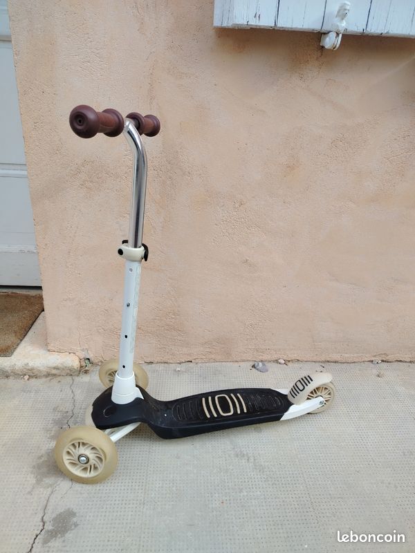Trotinette 3 roues enfant (image 1)