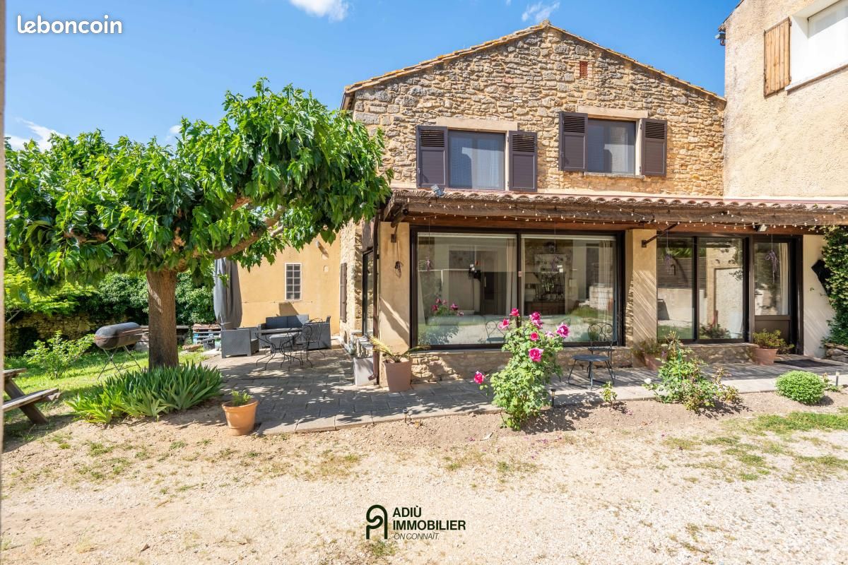 Maison 4 pièces 104 m² · à Uzès · 104 m² · 349 000 €