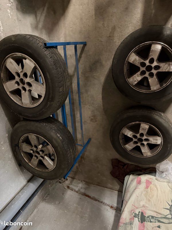 Jante Peugeot alu 16pouces (image 1)