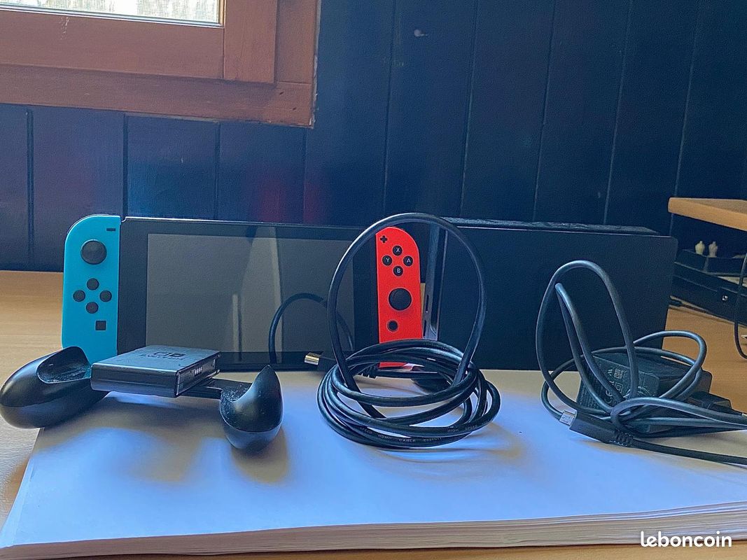Console Nintendo Switch XAJ7000 (image 1)