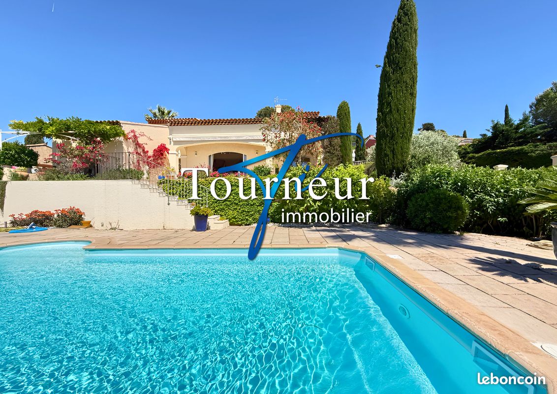 Maison 6 pièces 162 m² · à Sanary-sur-Mer · 162 m² · 1 255 000 €