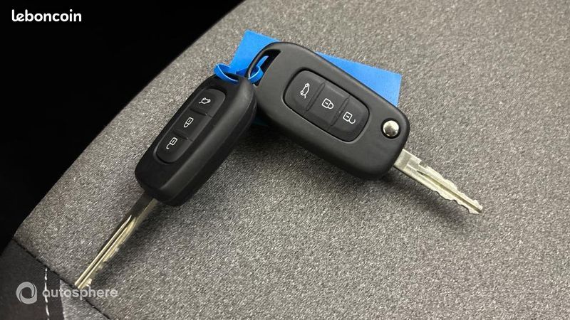 Renault Clio 1.5 Blue dCi 100ch Evolution (image 16)