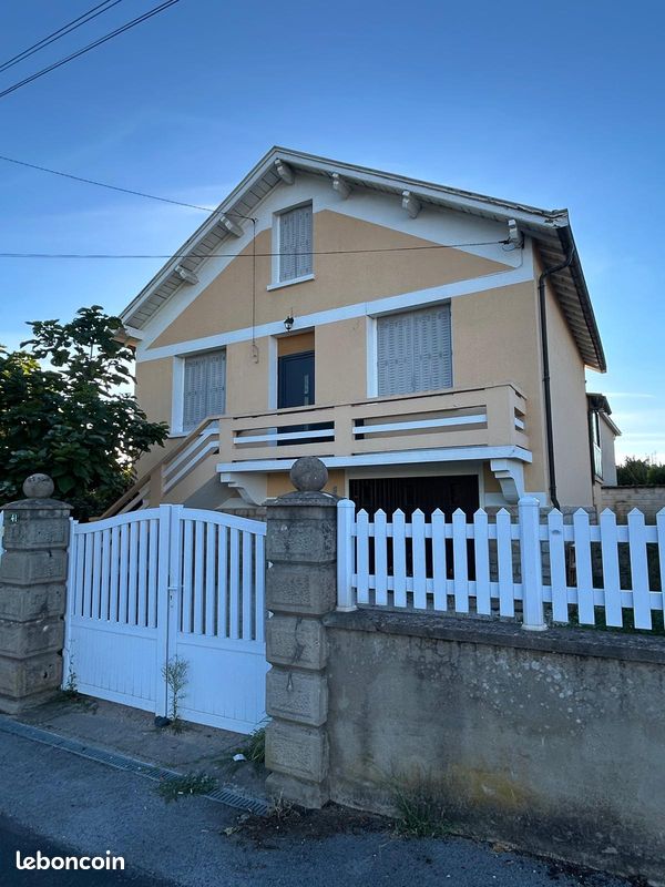 Maison 4 pièces 105 m² · à Charnay-lès-Mâcon · 105 m² · 1 300 €/mois
