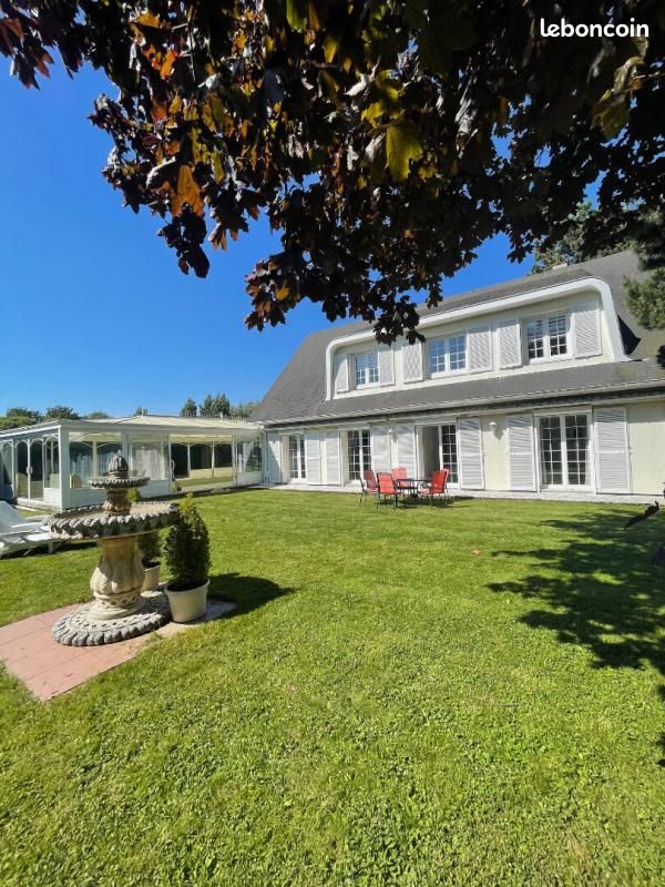 Maison 8 pièces 222 m² · à Coquelles · 222 m² · 545 000 €