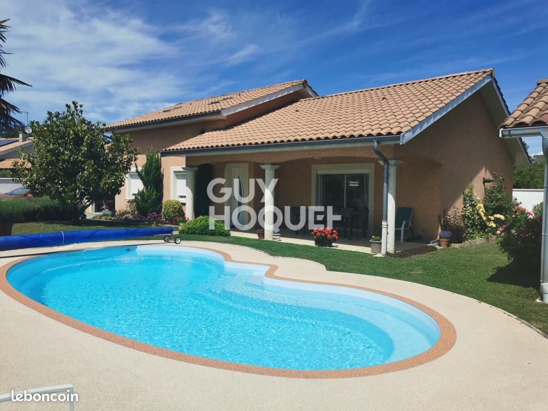 Maison 4 pièces 144 m² · à Saint-Romain-de-Jalionas · 144 m² · 477 000 €