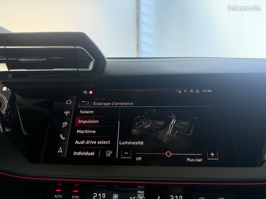 AUDI A3 Sportback TFSI Mild Hybrid 150 S tronic 7 S line (image 24)