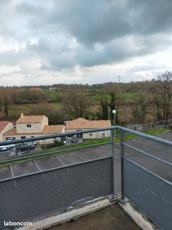 Appartement 3 pièces 52 m² · à La Roche-sur-Yon · 52 m² · 565 €/mois
