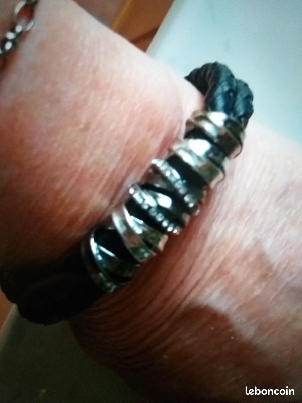 Bracelet lanières tressées /anneaux (image 2)