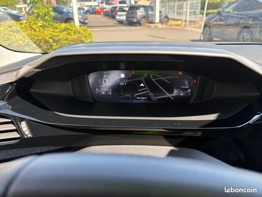 Peugeot 408 PureTech 130 ch S&S EAT8 Allure Pack (image 14)
