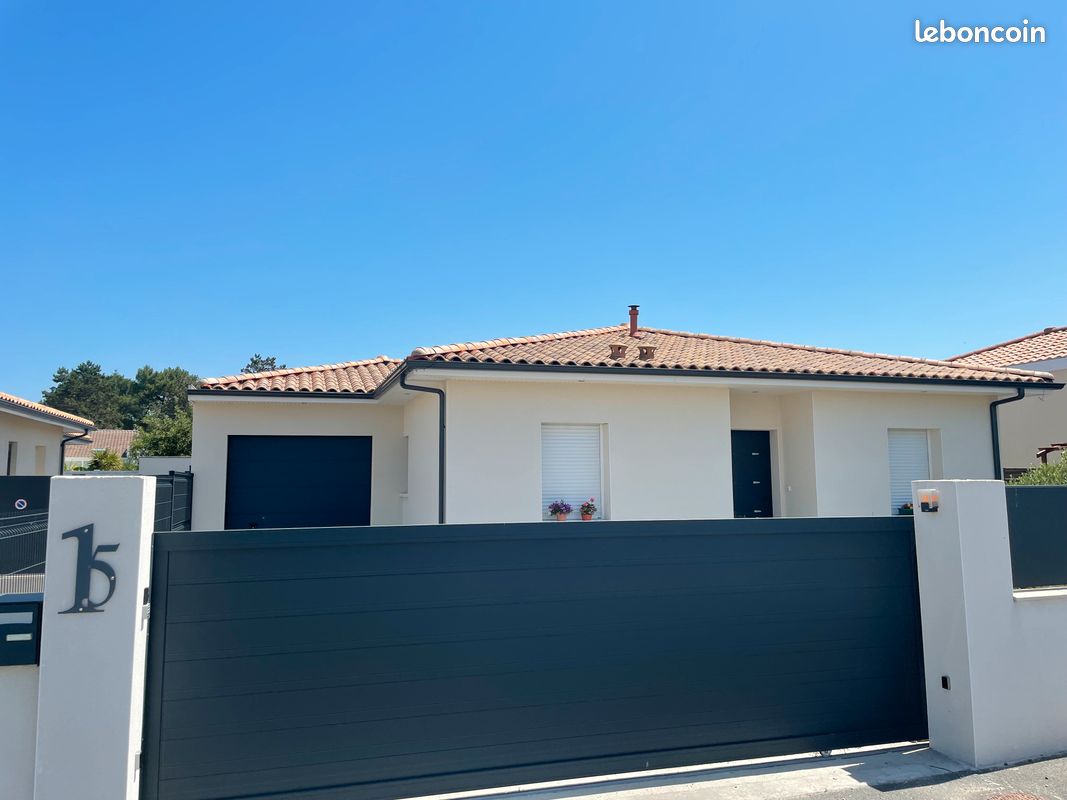 Maison 4 pièces 90 m² · à Saint-Médard-en-Jalles · 90 m² · 1 260 €