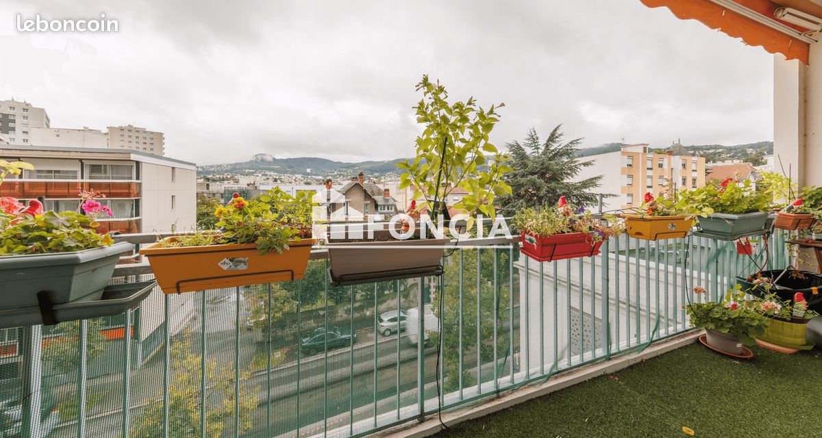 Parking 5 pièces 100 m² · à Clermont-Ferrand · 100 m² · 209 000 €