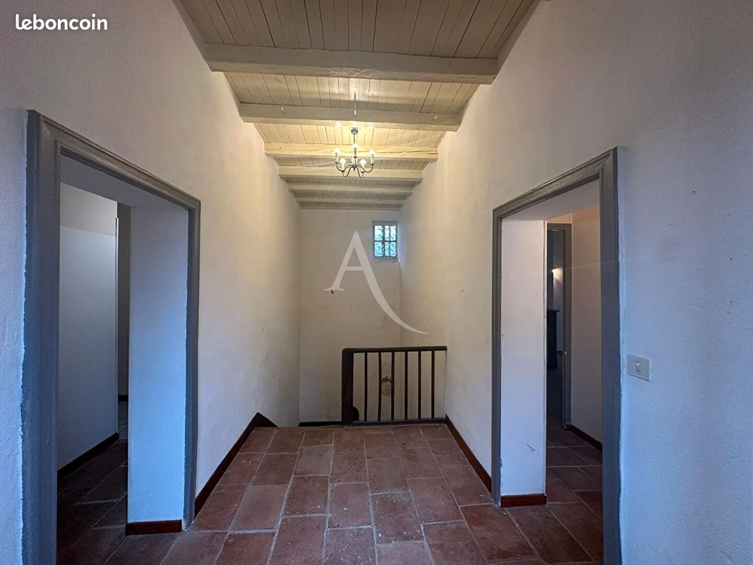 Immeuble 8 pièces 213 m² (image 17)