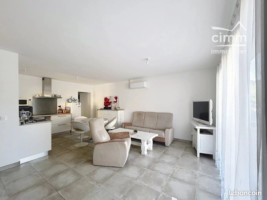 Maison 3 pièces 86 m² · à Malaucène · 86 m² · 873 €/mois