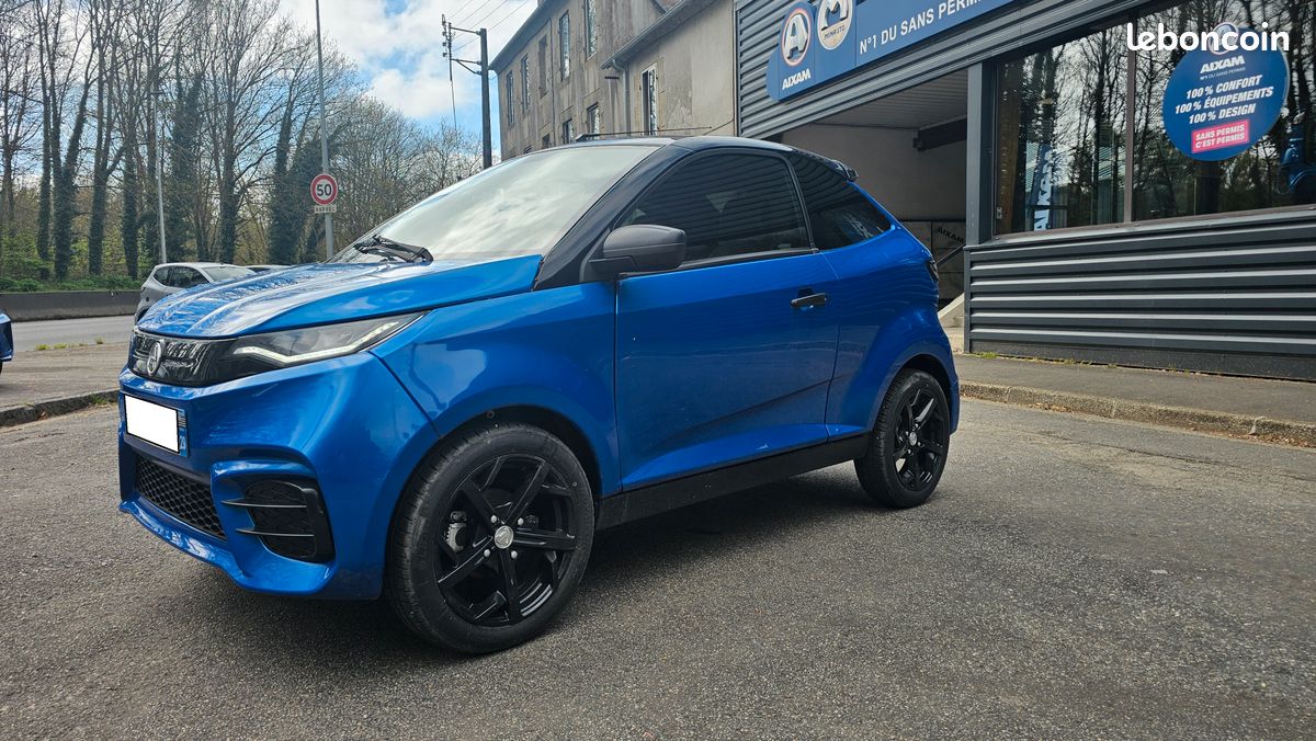 Voiture sans permis- AIXAM COUPE SPORT - 226 / MOIS (image 1)