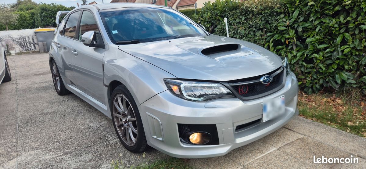 Subaru impreza STI 2010 (image 1)
