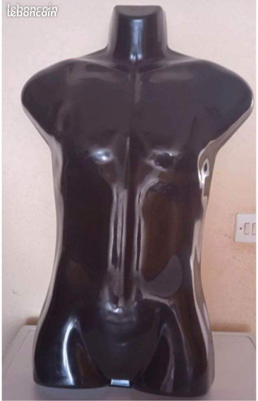 Buste mannequin Homme neuf ( noir ou blanc) (image 1)