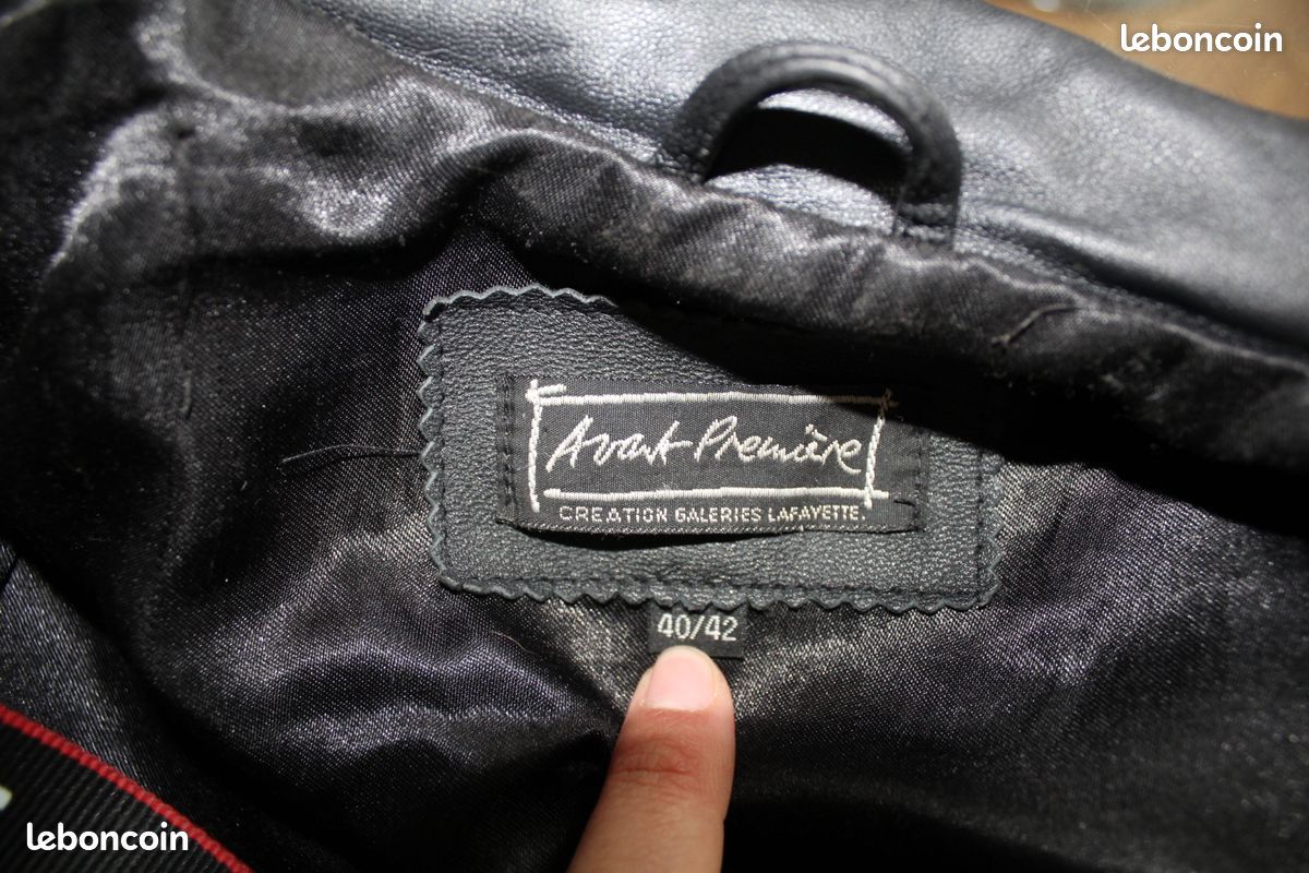 Veste CUIR création Galeries Lafayette 40/42 Vêtements