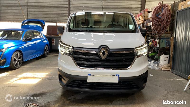 Renault Trafic Véhicule utilitaire ou Société L1H1 3T 2.0 Blue dCi 130ch Confort E6E (image 2)