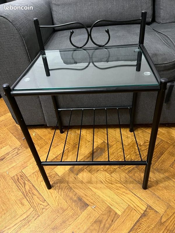 Table de chevet fer noir et verre (image 1)
