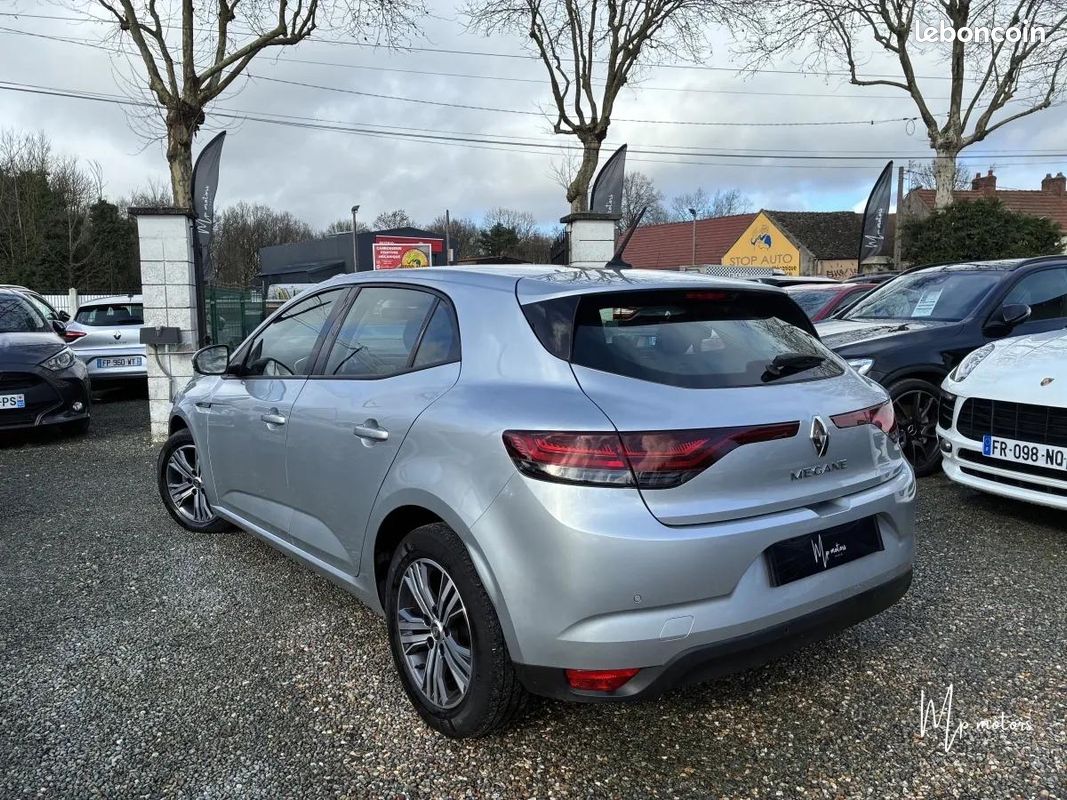Renault Megane IV 1.5 DCI 115 EDC EVOLUTION / 1MAIN / GARANTIE 12 MOIS.. (image 4)