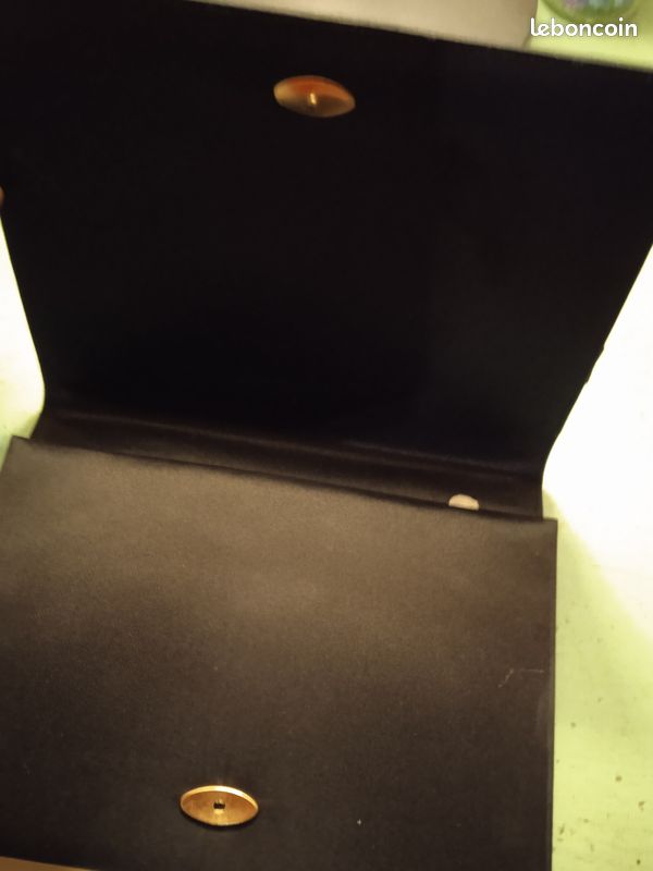 NEUF Superbe petit sac de soirée (image 5)