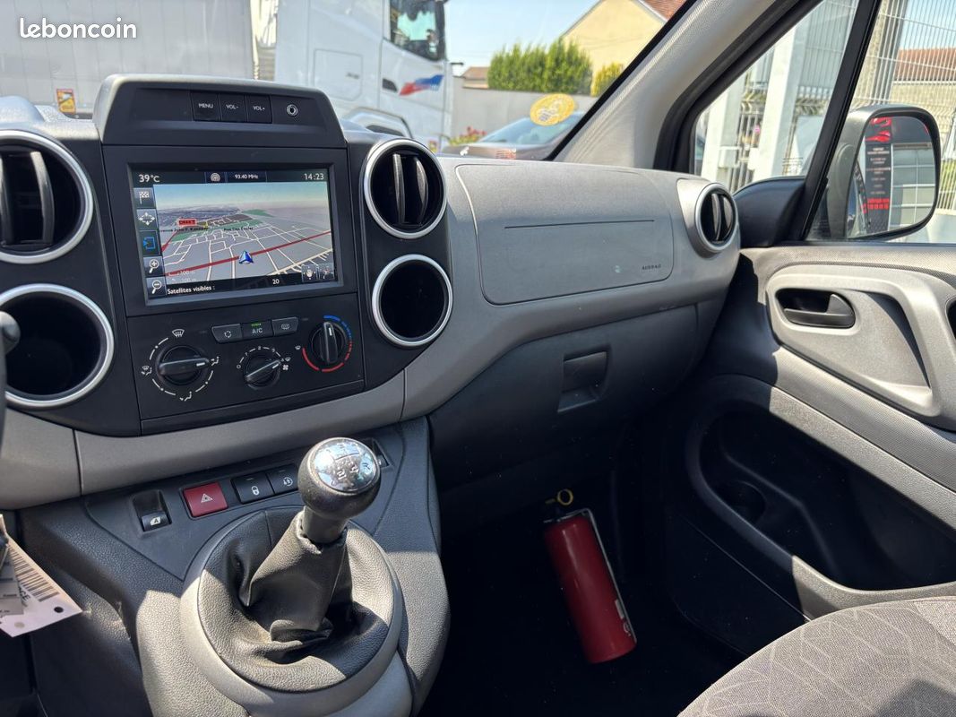PEUGEOT PARTNER 1.6 BlueHDi 75ch Style (image 19)