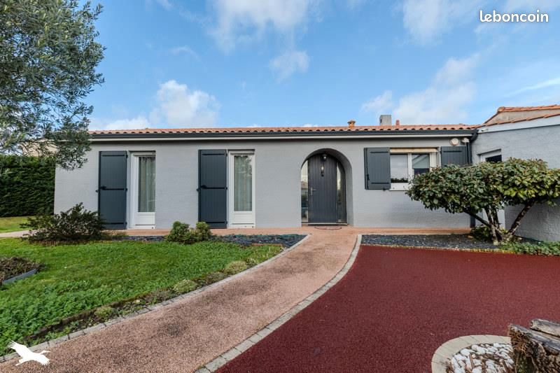 Maison 4 pièces 113 m² · à Carbon-Blanc · 113 m² · 339 560 €
