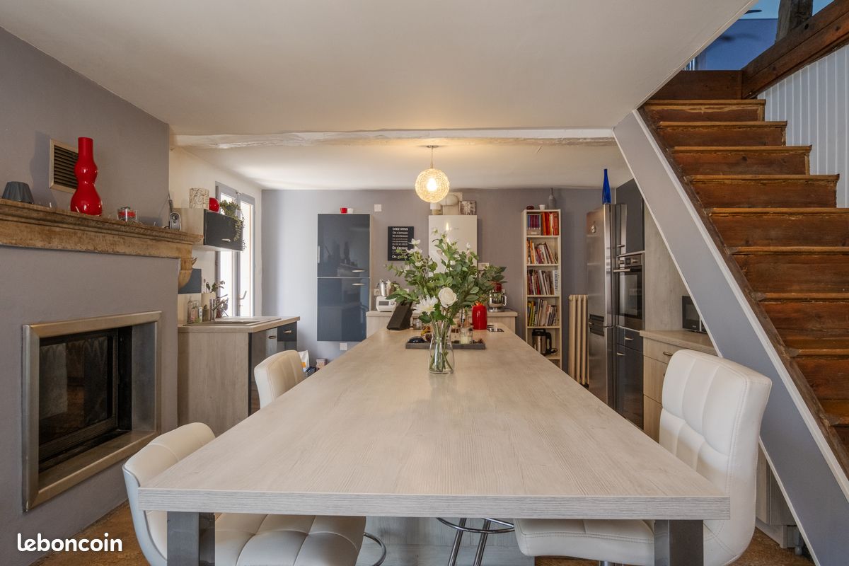 Maison 6 pièces 161 m² · à Renève · 161 m² · 224 000 €