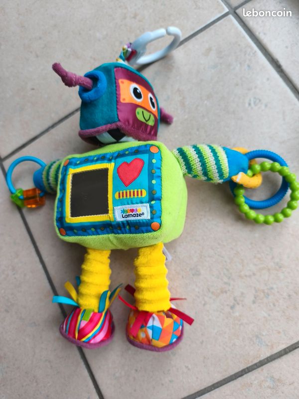 Jouet d'éveil LAMAZE - Rusty le Robot (image 3)