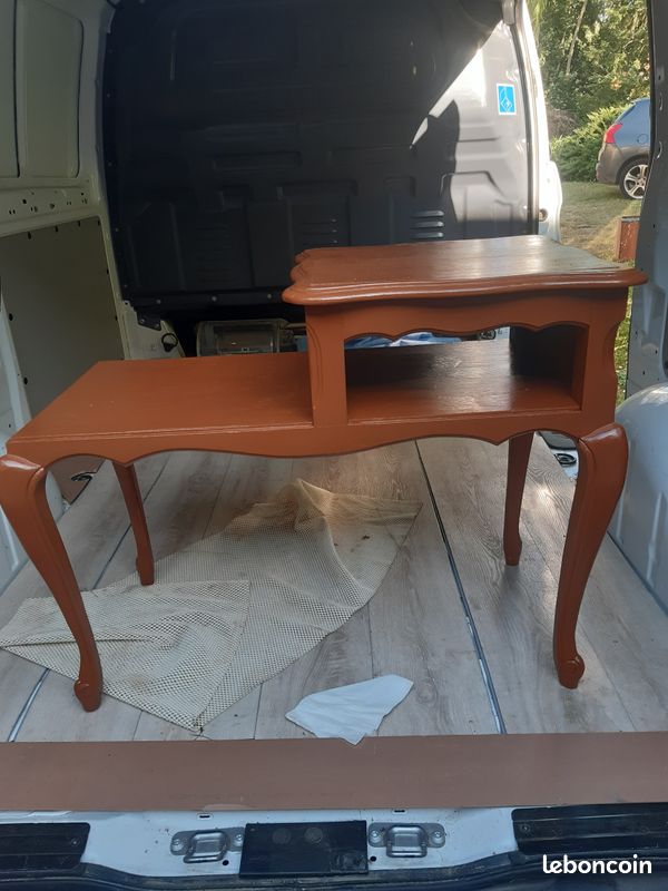 TABLE TELEPHONE bon état (image 1)