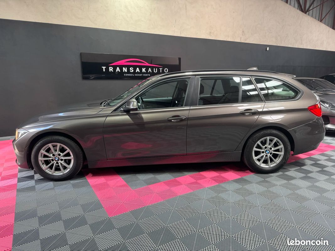 BMW Serie 3 318d Business BVA / Hayon Électrique / Radar de Stationnement (image 2)