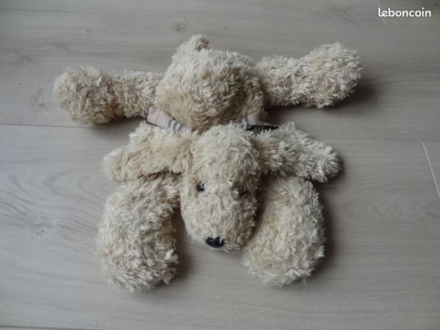 Chien en peluche (image 2)