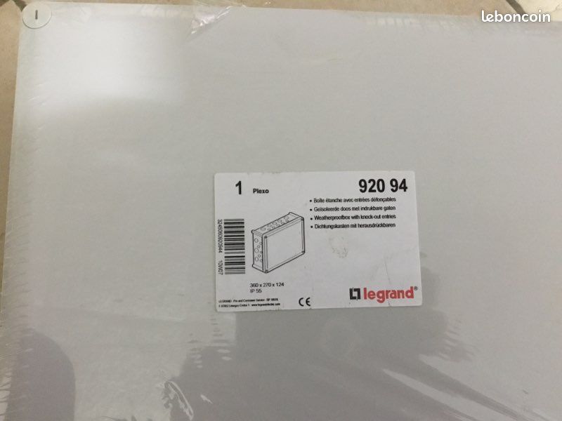 Grande boîte de dérivation IP 55 (image 1)
