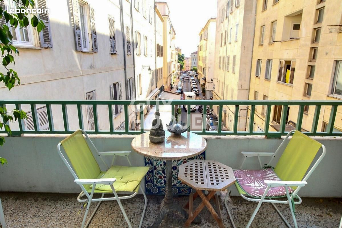 Appartement 4 pièces 92 m² · à Ajaccio · 92 m² · 395 000 €