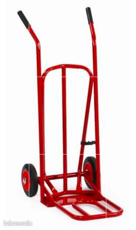 Diable pour déménagement
Charge maxi 220Kg.
10,00 / jour (image 1)