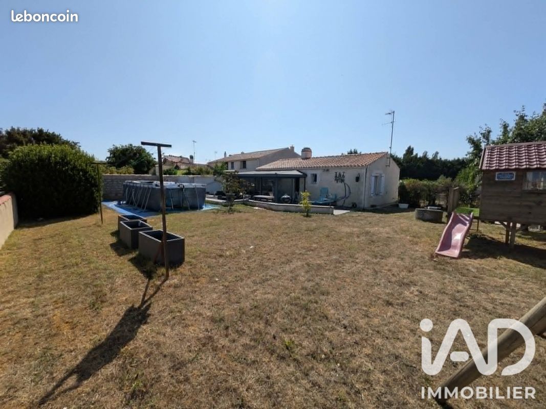 Maison 5 pièces 93 m² · à Saint-Michel-en-l'Herm · 93 m² · 229 000 €