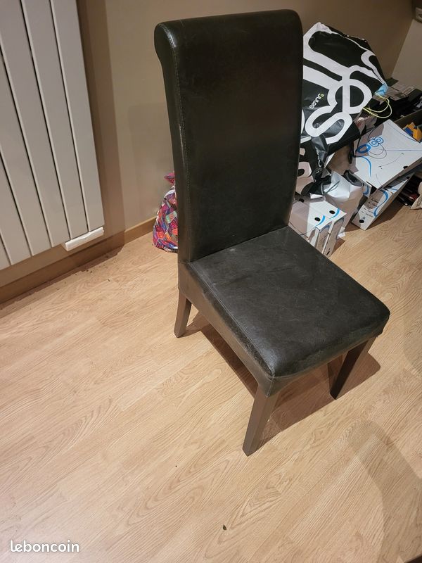 Vend table de salle a manger plus 6 chaises (image 3)