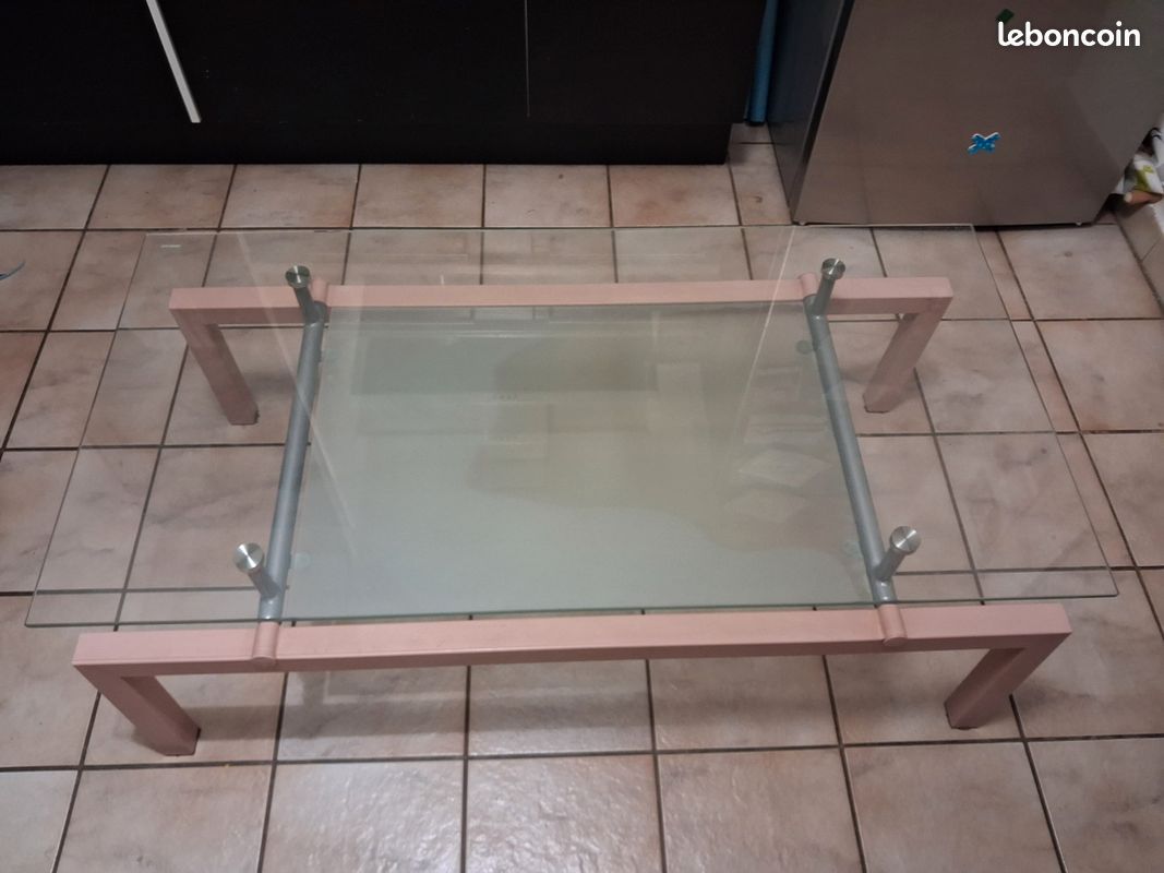Table basse et 3 tabourets en verre (image 3)