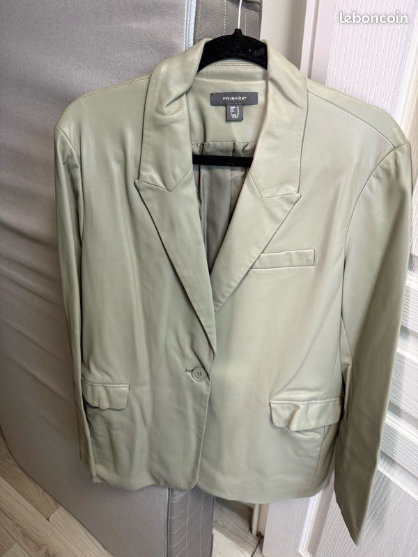 Veste blazer simili cuir (image 1)