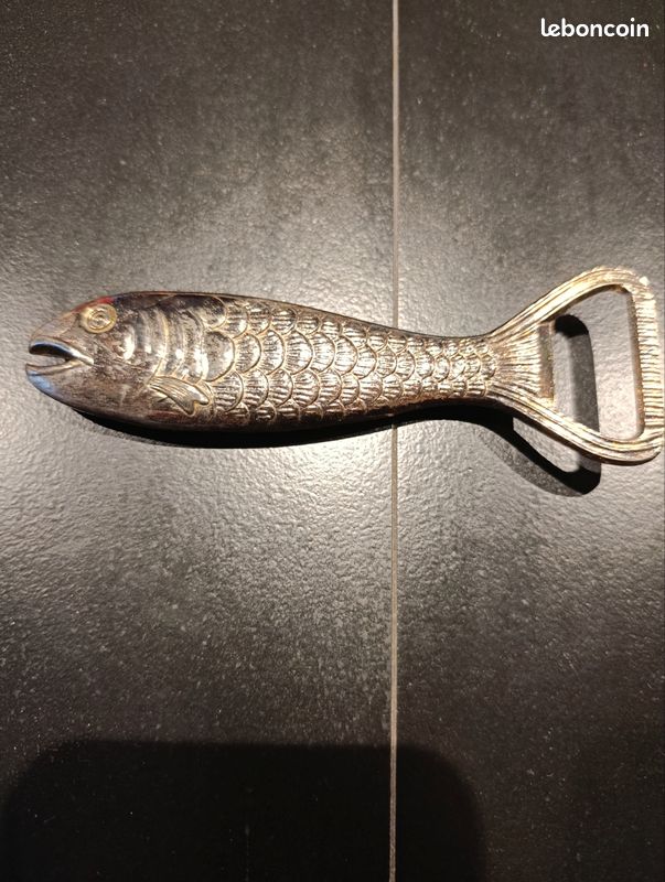 Décapsuleur De Collection Poisson Articulé – Nacré, Métal Argenté, édition Limitée 1960