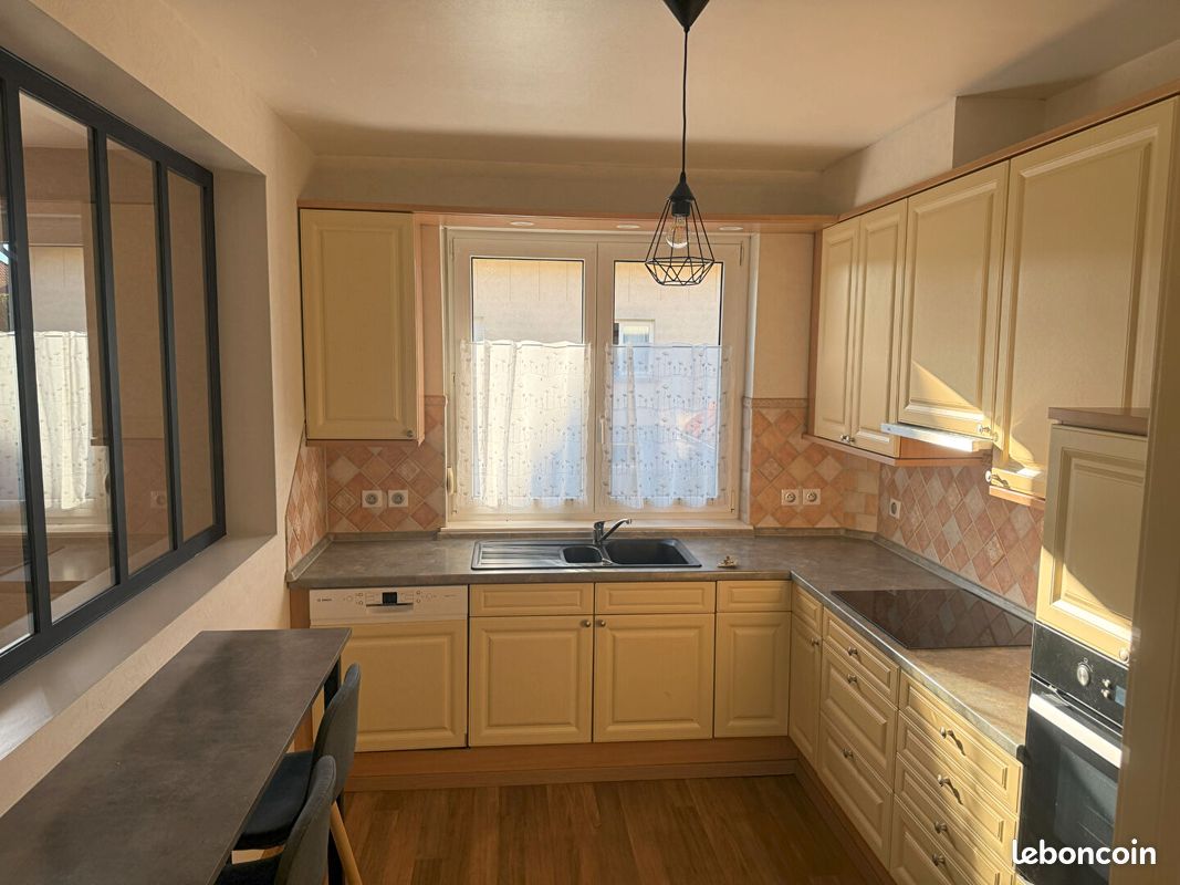 Appartement 3 pièces 72 m² · à Hatten · 72 m² · 870 €