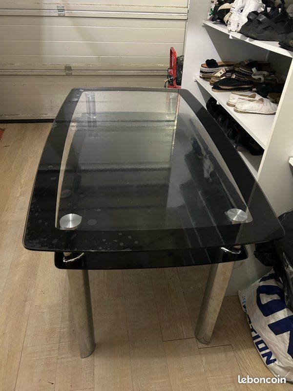 Table (image 2)