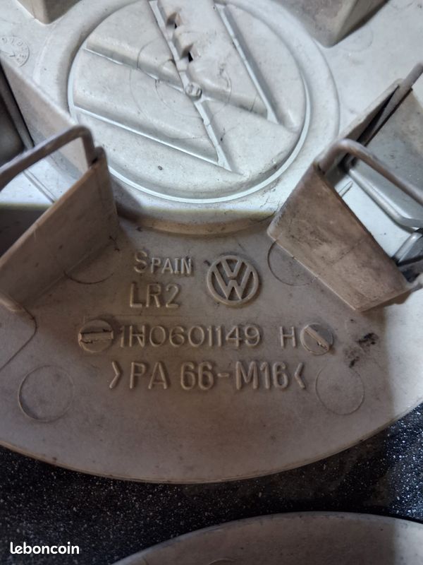 Enjoliveur centre de roue volkswagen (image 3)