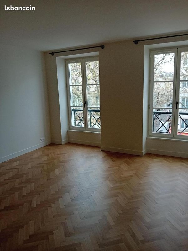 Appartement 2 pièces 53 m² · à Paris · 53 m² · 2 078 €/mois