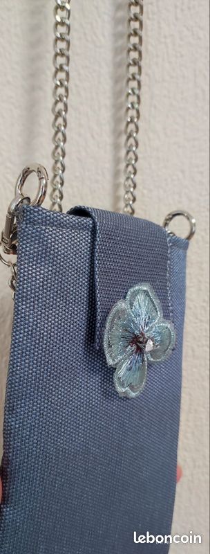 Sac à téléphone (image 3)