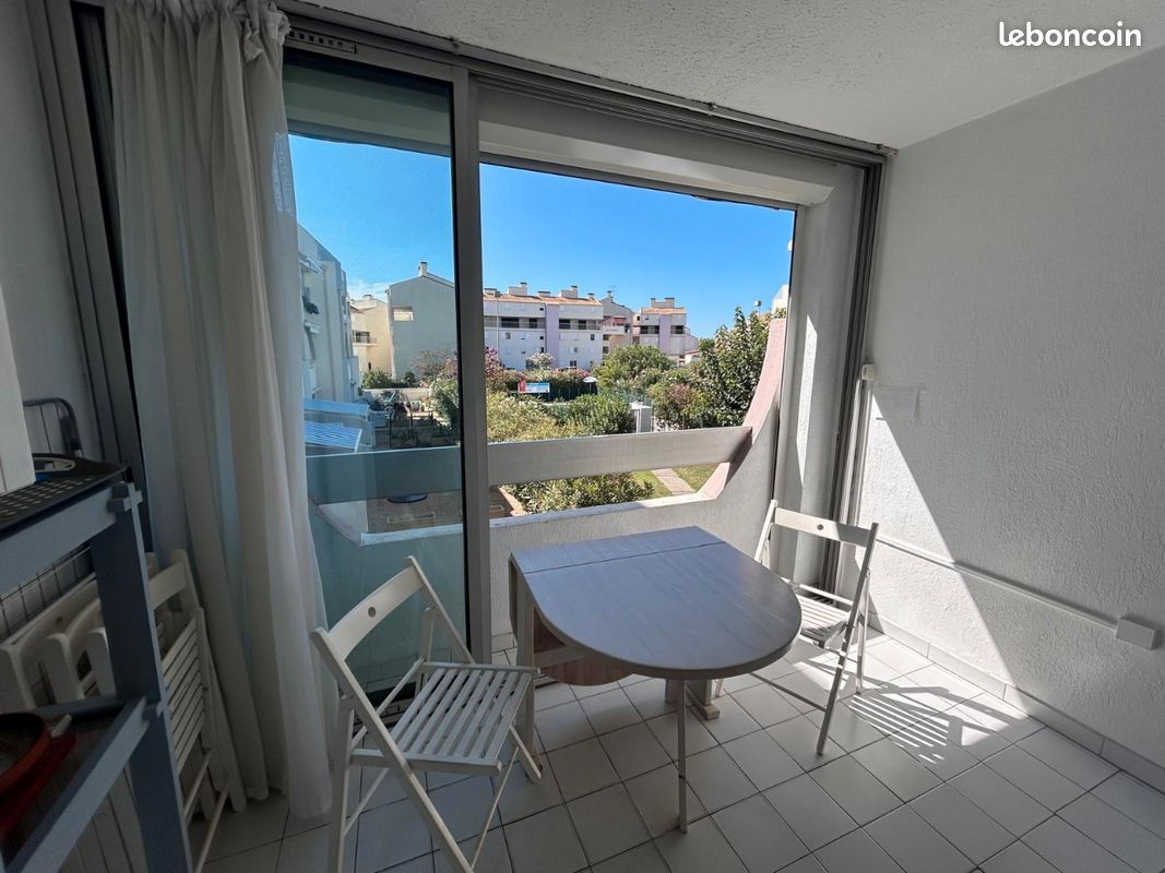 Appartement t2 refait à neuf 2 piscines, 300 m du seaquarium (image 8)