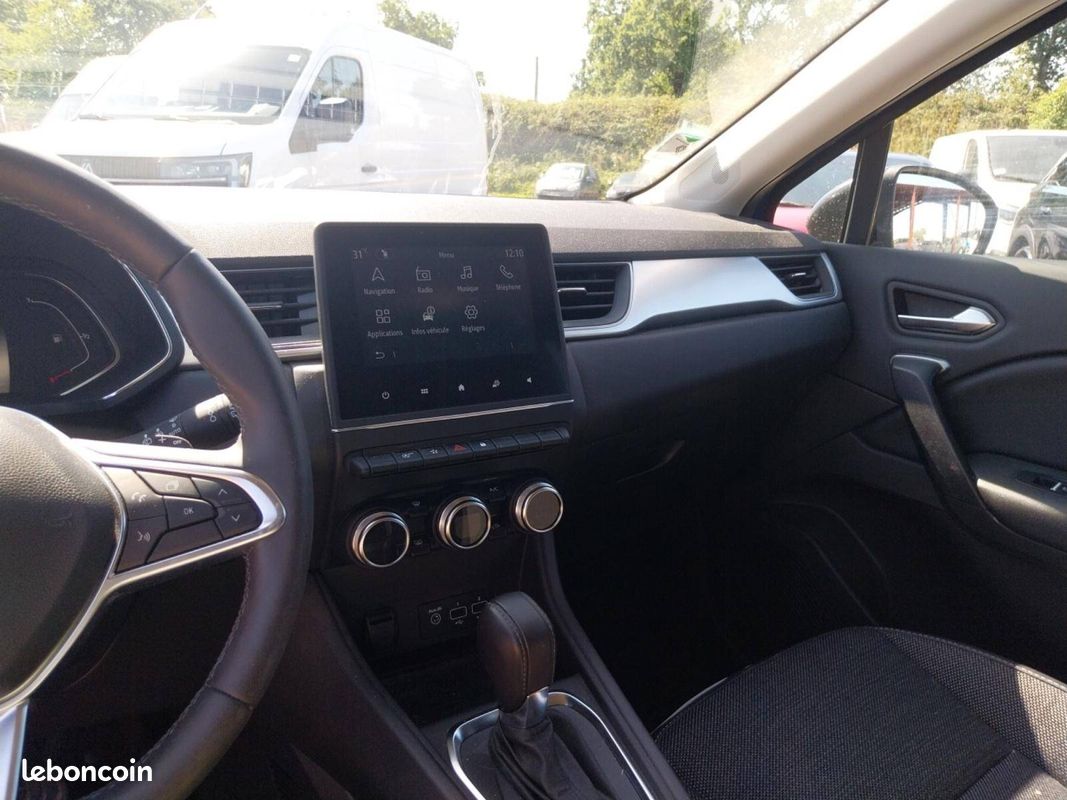 RENAULT Captur mild hybrid 160 EDC Techno (image 10)